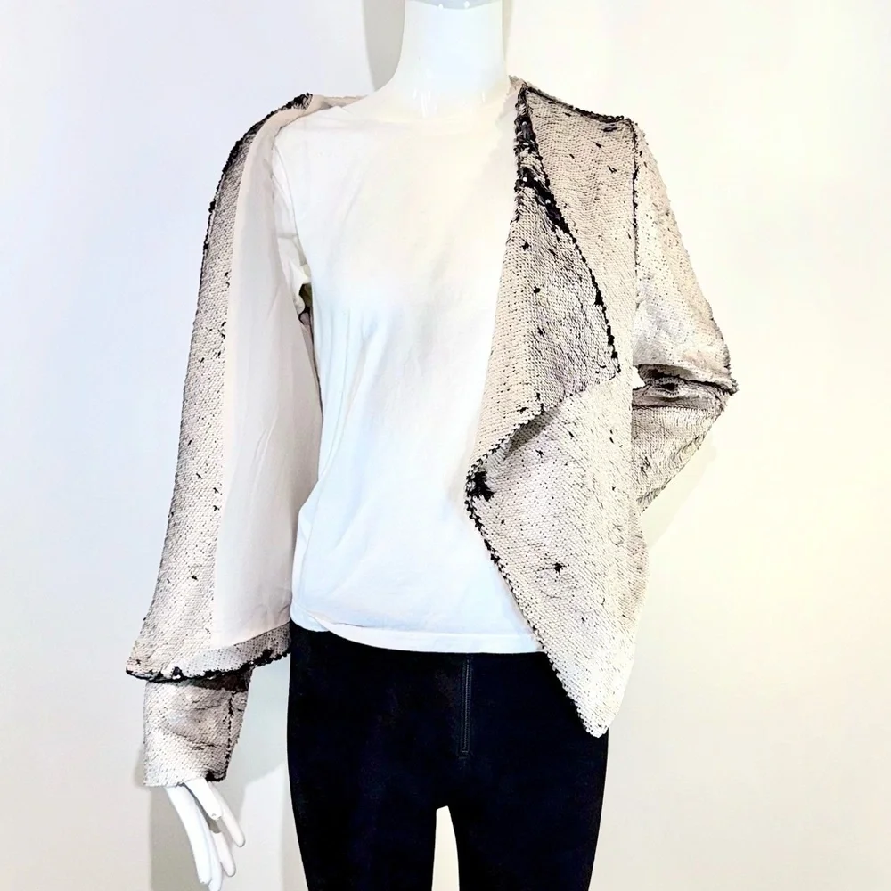 NWT CUPCAKES & CASHMERE Two Tone FLIP SEQUIN Blazer/Jacket Size: Medium